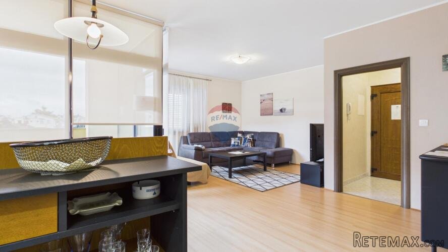 Rovinj, stan 86 m2, 2 spavaće sobe, parking, do centra - 3