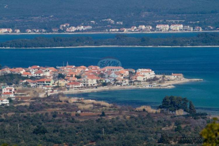 Otok Pašman, Ždrelac, građevinsko zemljište