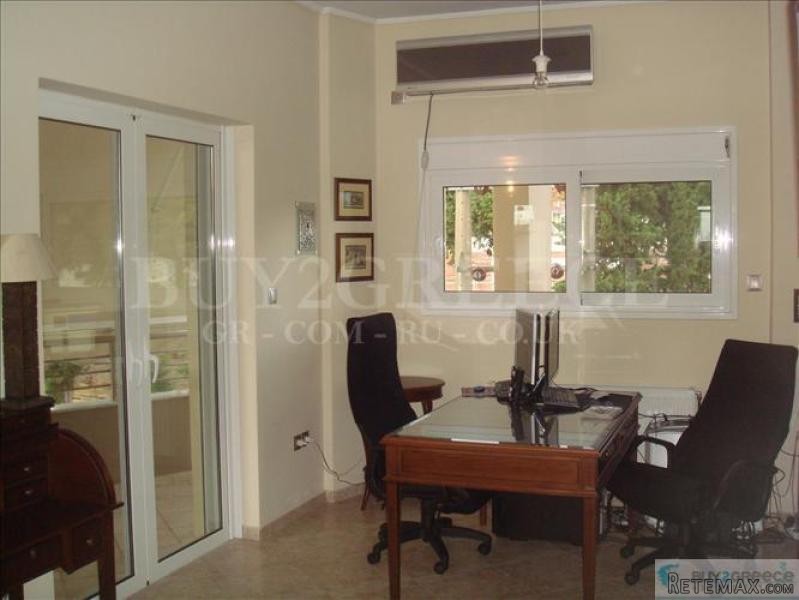 Β600 - FOR SALE LUXURY CORNER FLOOR.. - 2