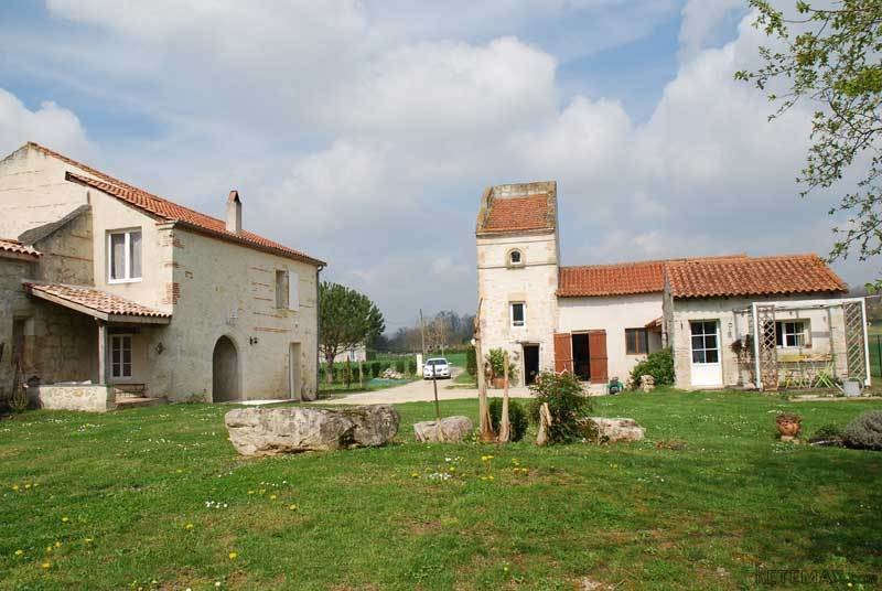 Beautifully Renovated Former Mill In An..