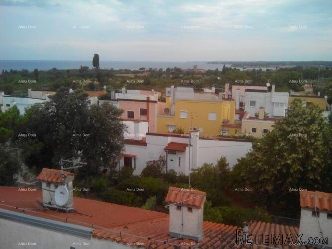 Novigrad - Mareda Prodaje se namješten stan s vrtom, 150 m.. - 2