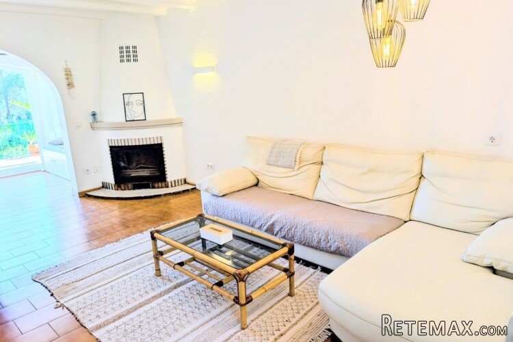 Located on the popular Moraira Park urbanisation, this.. - 3