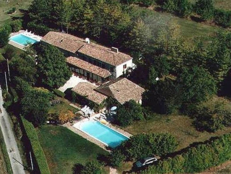 Stone House With Two Gites Poll And Land
