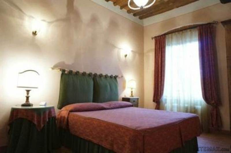 Homes for Sale in Lucca, Tuscany..
