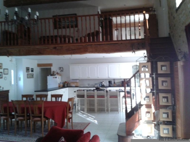 Traditional Stone Longer With 3 Bedroom.. - 2