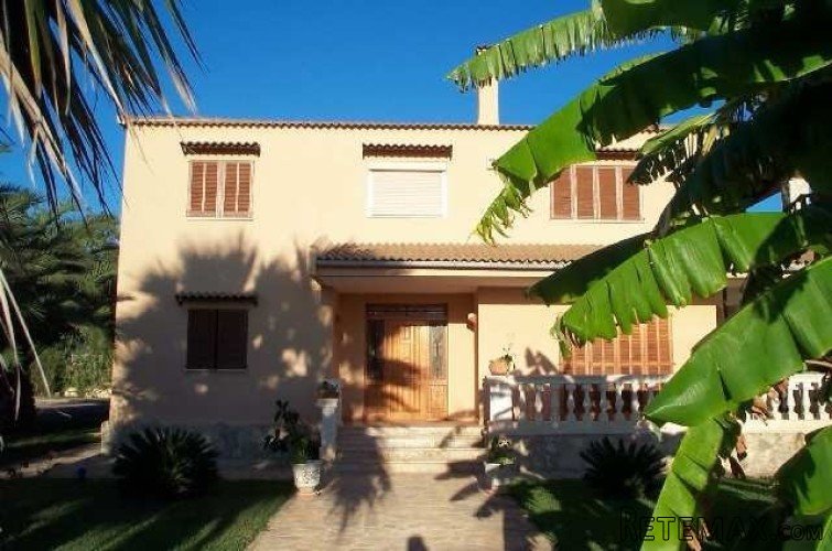 Rustic plot in Inca zone of 5400sqm with a house of 230sqm... - 2