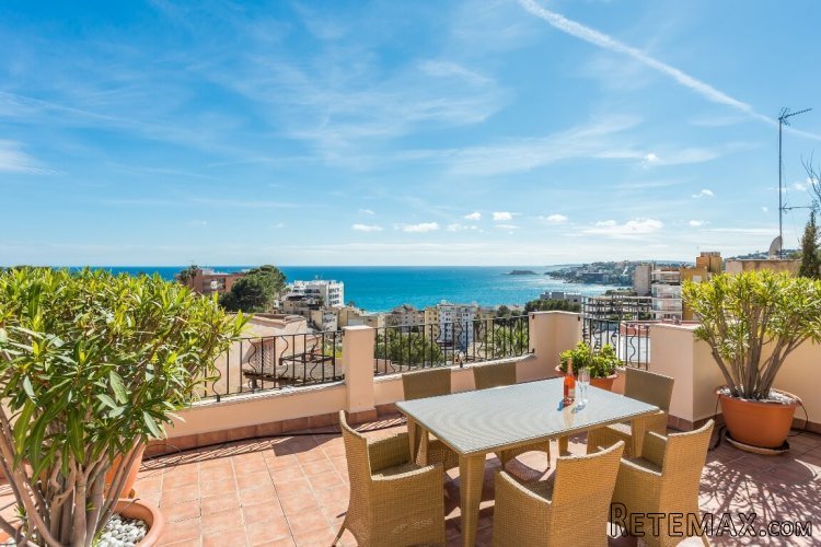 This south facing duplex penthouse is situated on the hills.. - 2