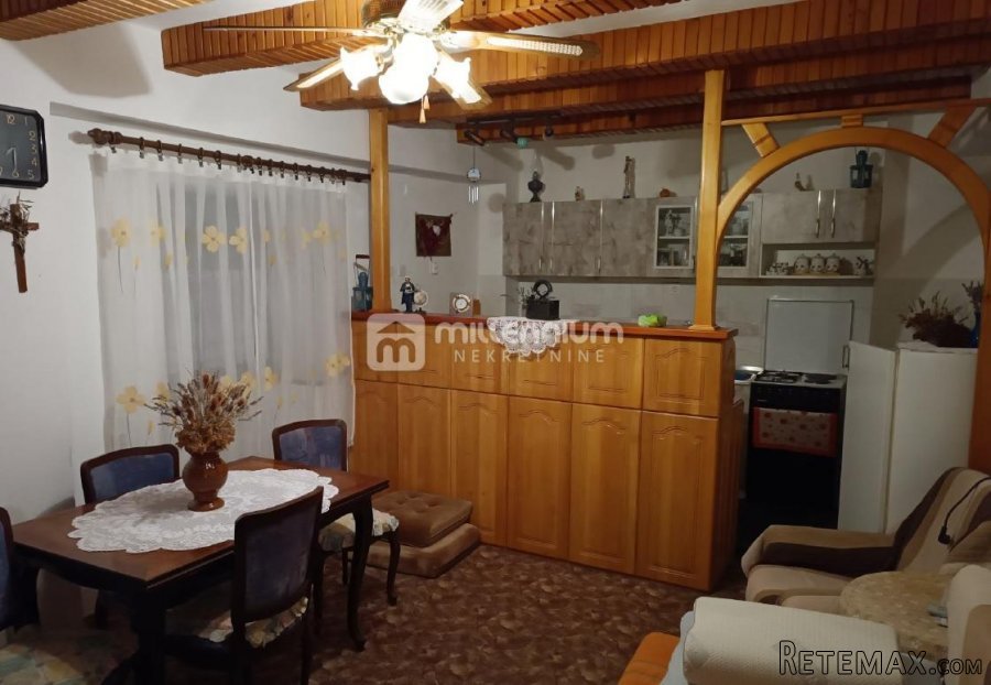 Otok Krk, Dobrinj, dvojna kuća u staroj jezgri, 115m2 - 3