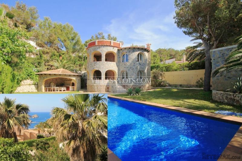 5 Bedroom Villa In Javea