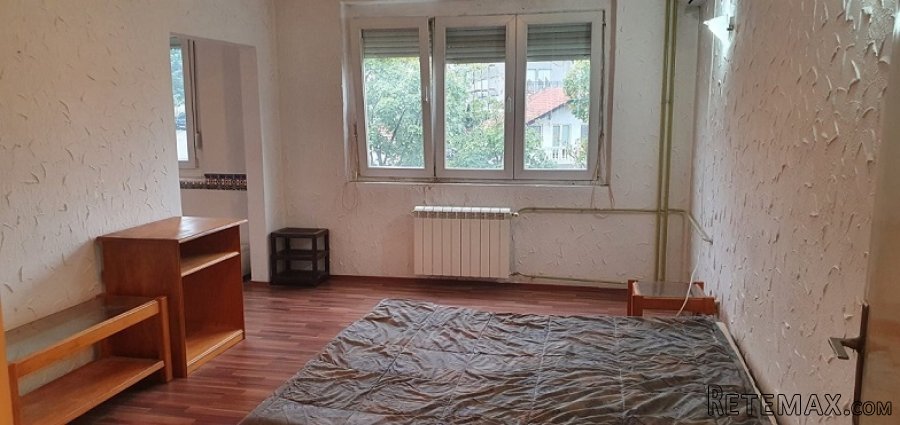 Prodajem jednosoban stan-Vozdovac