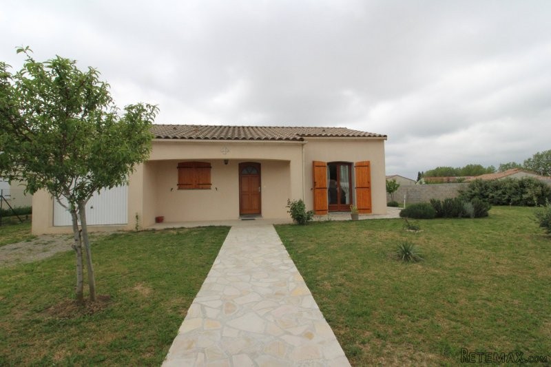 3 Bedrooms - Villa -..
