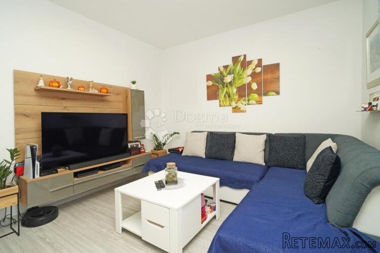 PRILIKA! 2 STANA U PULI 3S+DB i 1S+DB