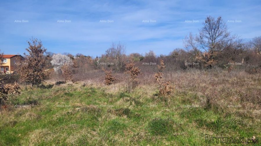 Atraktivno građevinsko zemljište kraj Poreča - 9
