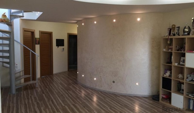Apartment With Large Terrace - 2