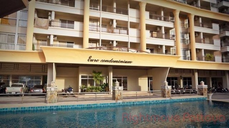 2 Bedroom Condo for sale in Central..