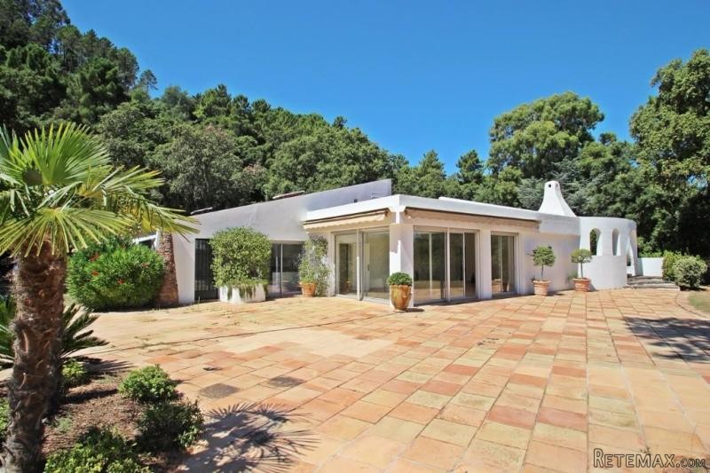 4 Bedroom Villa For Sale In Les..
