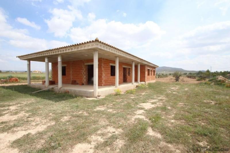 Large villa to finish in Yecla (Ref... - 2