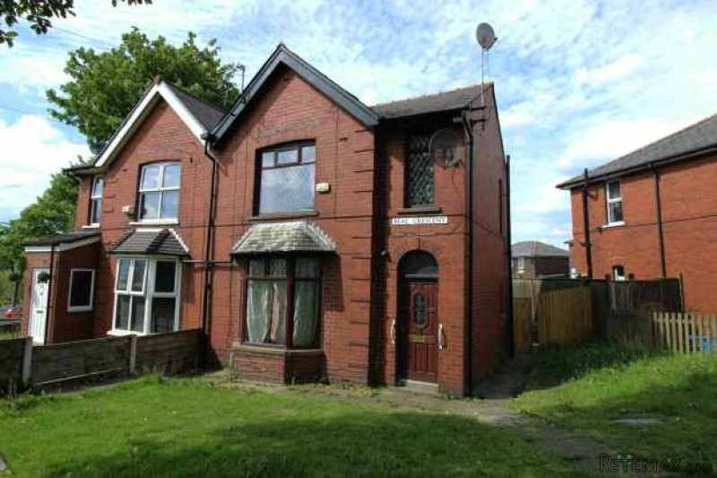 3 bedroom, Semi-detached House house..
