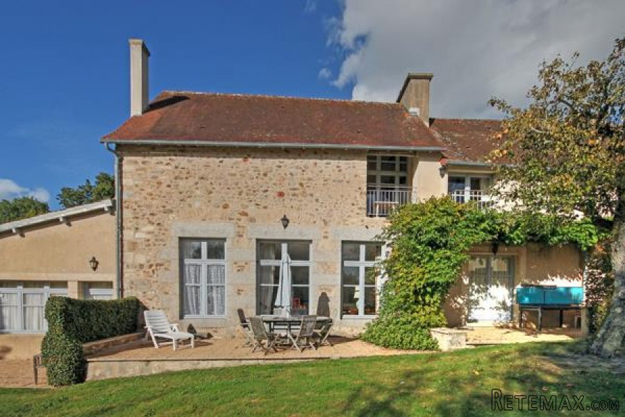 Les Forges (79) - Luxury apartment with one bedroom in shared..