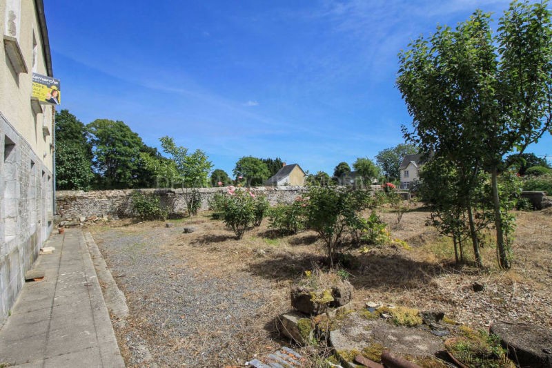 Stone House To Renovate With Land - 2