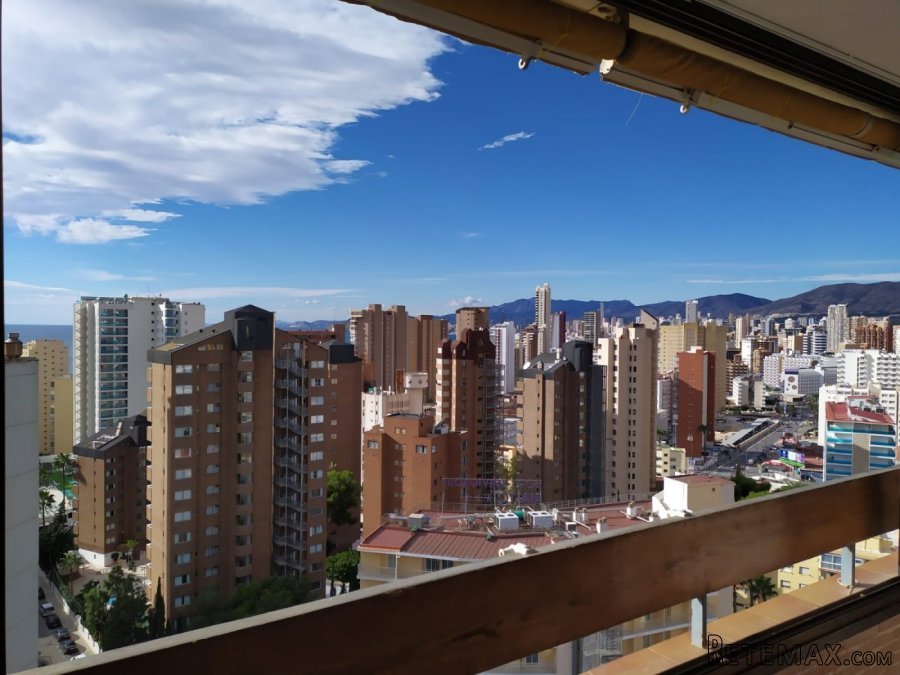 Apartamento de 79 m2 con 23 m2 de terraza y vistas.. - 2