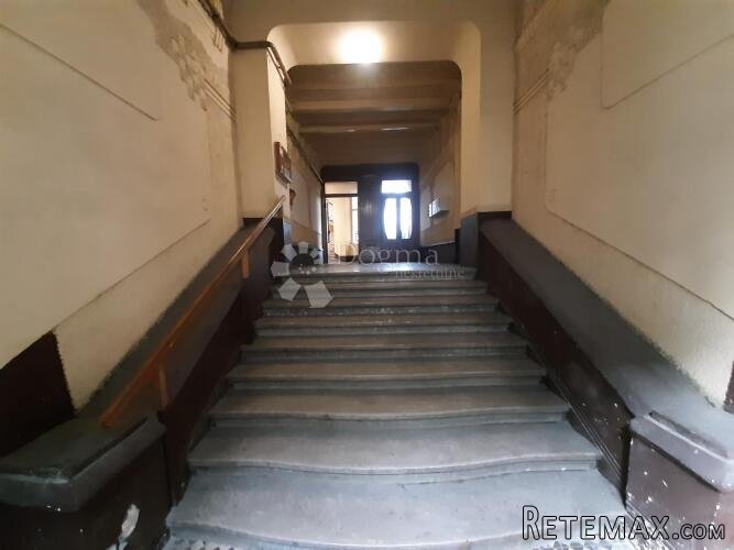 Pavla Hatza, 50m2, novo, strop 3.6m, prilika za galeriju! - 2