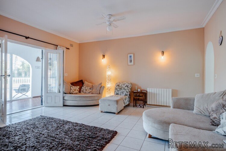 located in the La Sabatera area of Moraira, this.. - 3