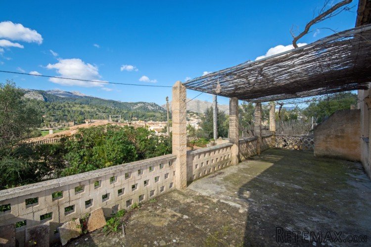 Lovely finca in need of renovation for sale very near to.. - 3