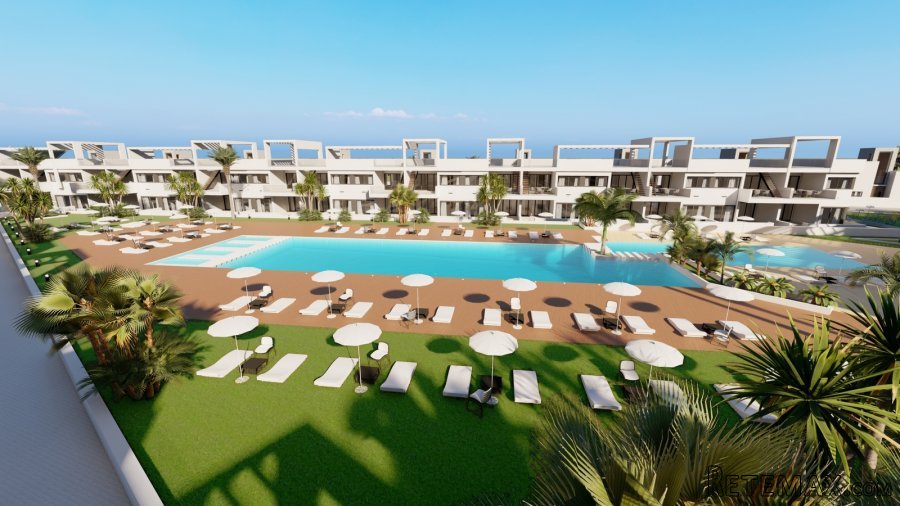 Los bungalows están situados en la exclusiva urbanización d.. - 4