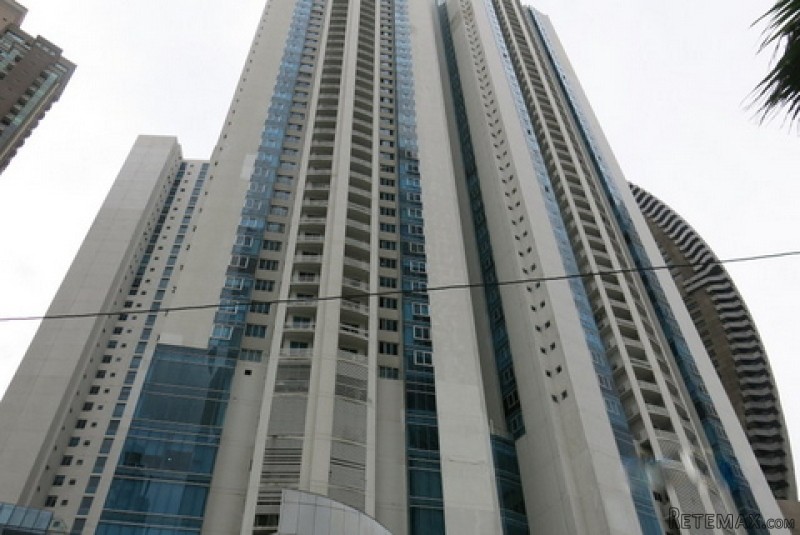 Luxury Pacific Village for saleLujoso..