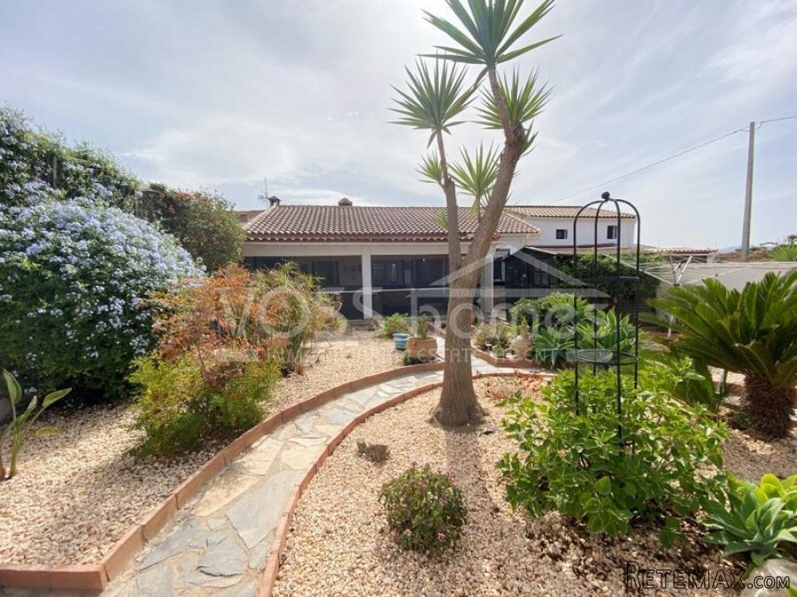NEW & EXCLUSIVE TO VOSS HOMES - Deceptively spacious.. - 14