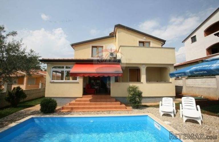 NOVA KUĆA S POGLEDOM NA MORE