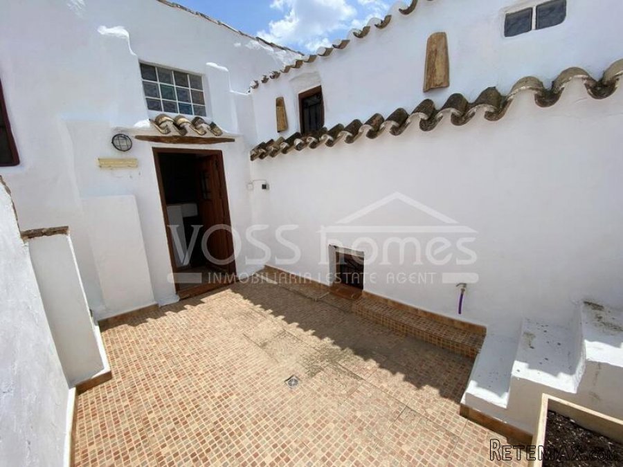 NEW & EXCLUSIVE TO VOSS HOMES - A recently renovated &.. - 15