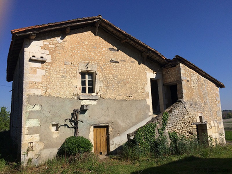 Old Farm To Renovate - 2