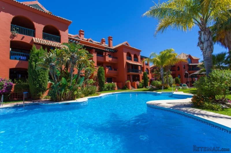 PENTHOUSE FOR SALE IN CALAHONDA