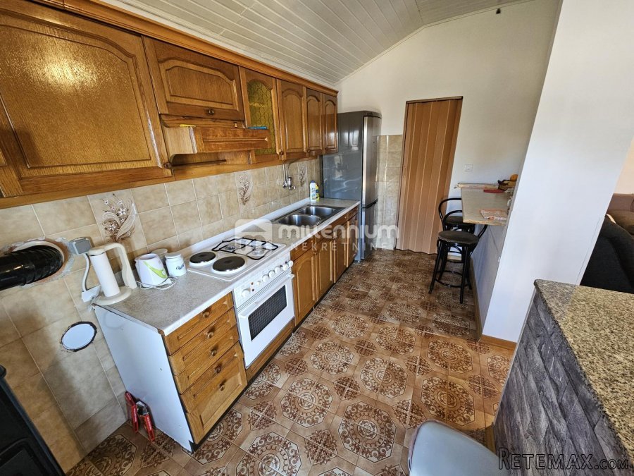 Istra, Buje, imanje sa samostojećom kućom, okućnicom i ma.. - 6