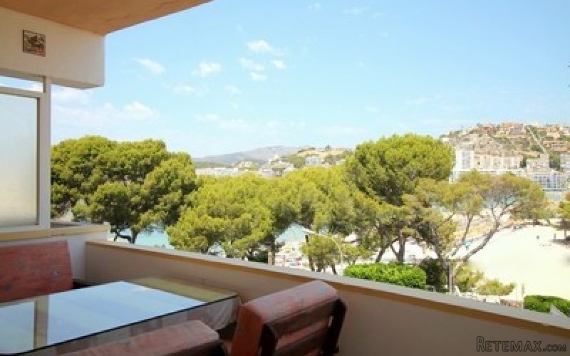 sea view 1 bedroom apartment in santa..
