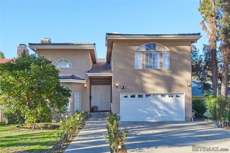 21319 Dumetz Road | Woodland Hills..