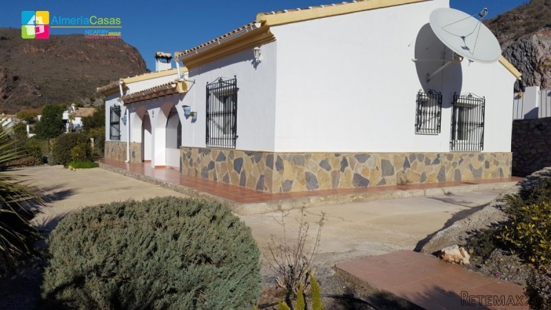 Villa For Sale In Cantoria