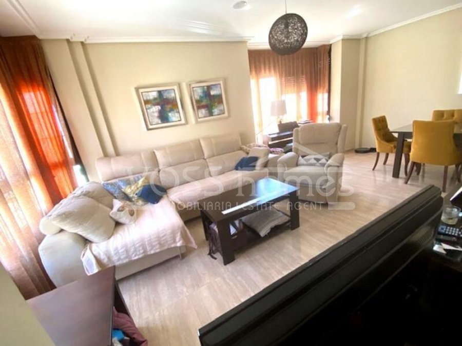 First floor with lift, 3 bed, 2 bath apartment great.. - 20