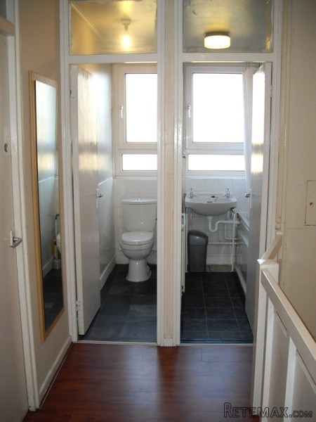 Room share for women, Zone 2, Poplar - 2