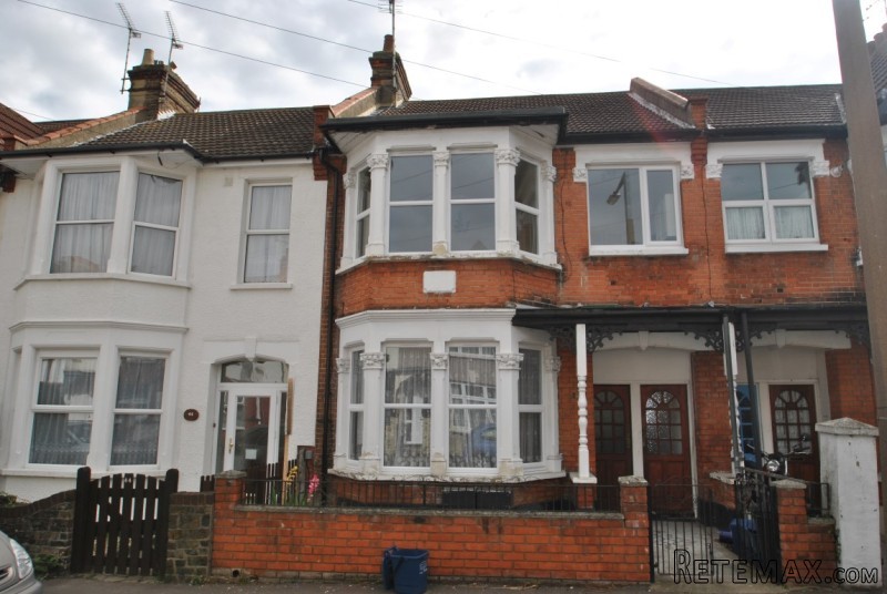 Glenwood Avenue, Westcliff on Sea, SS0..