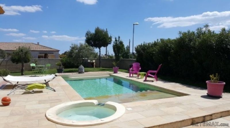 Nice Villa 5 Minutes From The Beach - 2