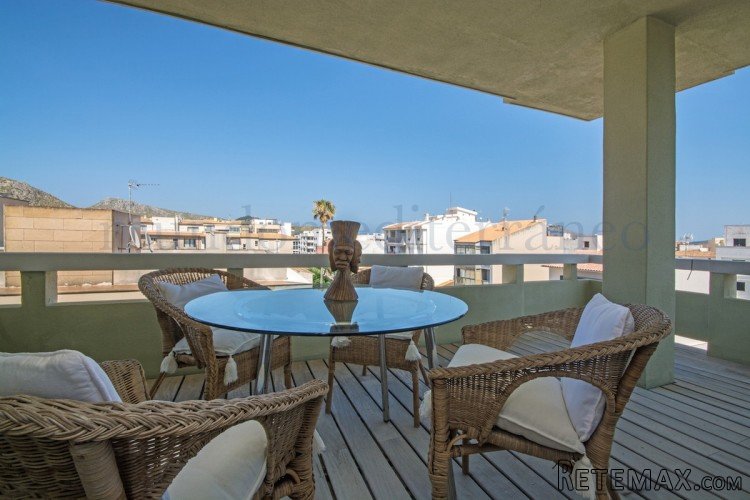 Fantastic and excellent apartment on the fourth floor of a.. - 2