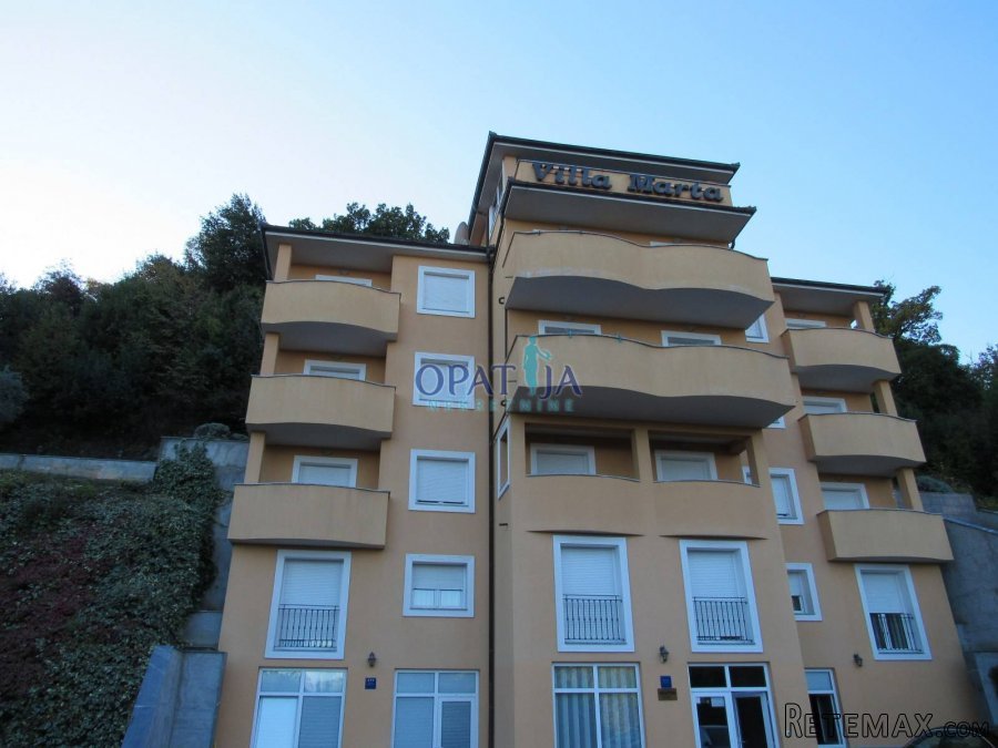 Opatija u blizini centra kuća s 15 apartmana - 2