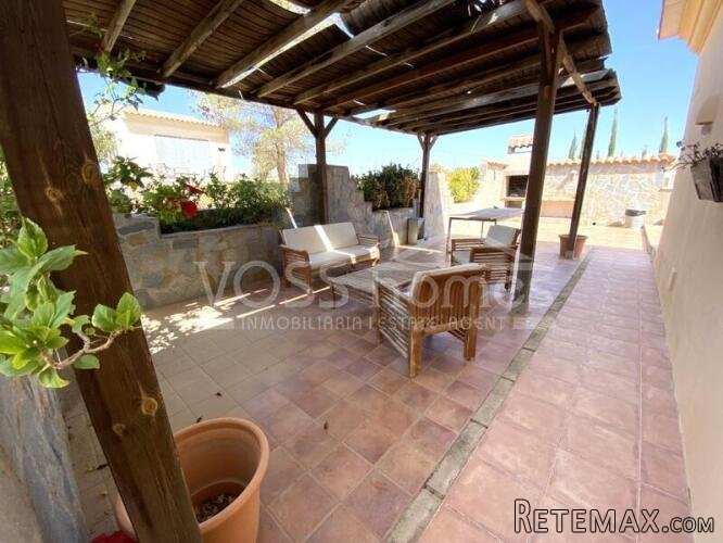 A Lovely & spacious 192m2, recently renovated, 4 bed, 2.. - 3