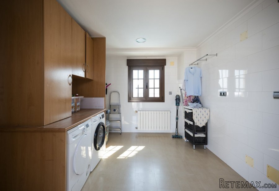 Os presentamos esta única villa de una planta y.. - 3