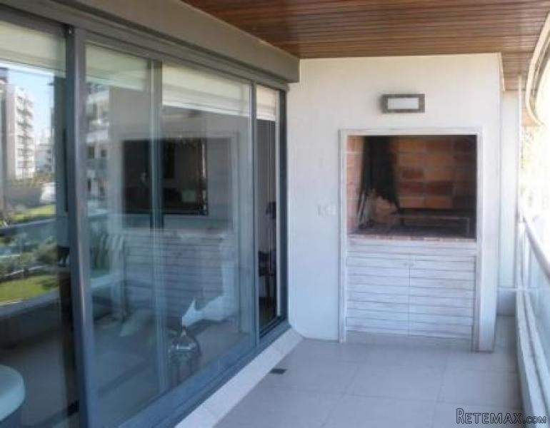 3 Bedroom Apartment - For Sale - Brava - 2