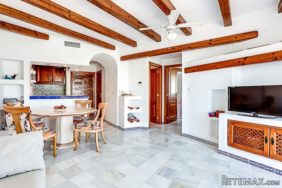 Elegant PENTHOUSE apartment with 2 bedrooms, 1 bathroom.. - 4