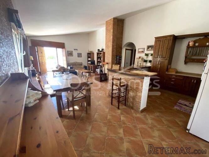 A Lovely & spacious 192m2, recently renovated, 4 bed, 2.. - 5
